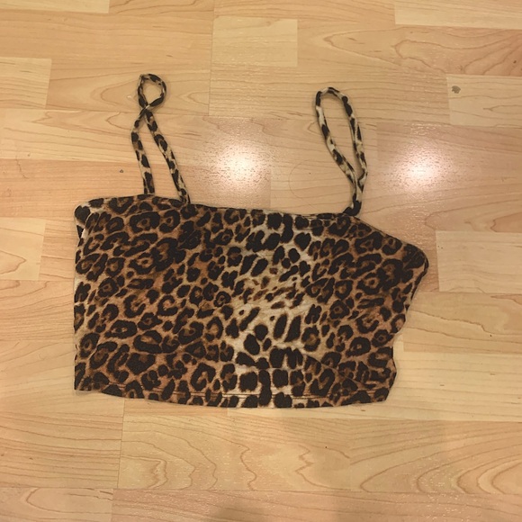 Tops - Leopard Print Y2K crop top